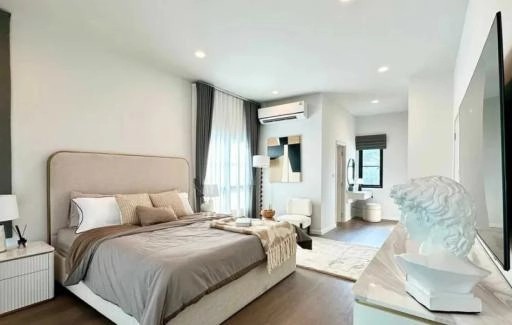74 Vier-Schlafzimmer-Stadthaus Setthasiri Kohkaew Retreat 