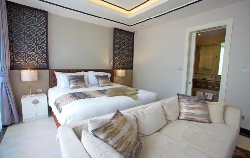 10 Studio apartment type A Surin Sands Condo