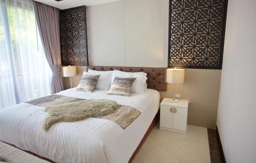 39 One-bedroom apartment type E-2 Surin Sands Condo