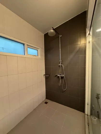 Villa de 2 dormitorios y 3 baños en alquiler en Pasak 5, Cherng Talay