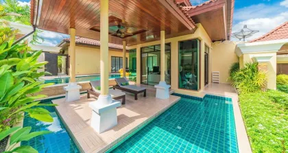 Villa de 4 Dormitorios con Jardín cerca de Catch Beach Club, Bang Tao