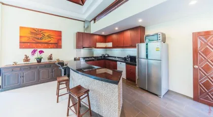 Villa de 4 Dormitorios con Jardín cerca de Catch Beach Club, Bang Tao