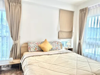 Квартира с 3 спальнями и 2 ванными в аренду в Supalai Palm Springs, Таланг