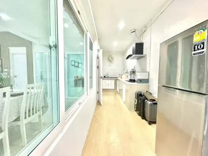 Квартира с 3 спальнями и 2 ванными в аренду в Supalai Palm Springs, Таланг