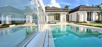 Luxury Garden Pool Villa For Rent in Thalang