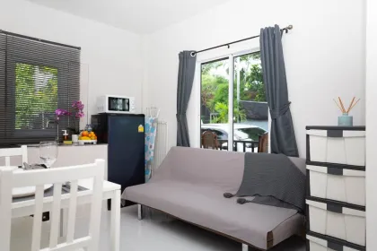 One-Bedroom House for Rent Near Bang Tao Beach