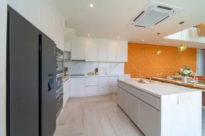 Pasak 8现代4卧室私家泳池别墅出租