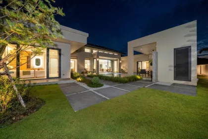 Villa de luxe 4 chambres avec piscine à Cherngtalay à louer