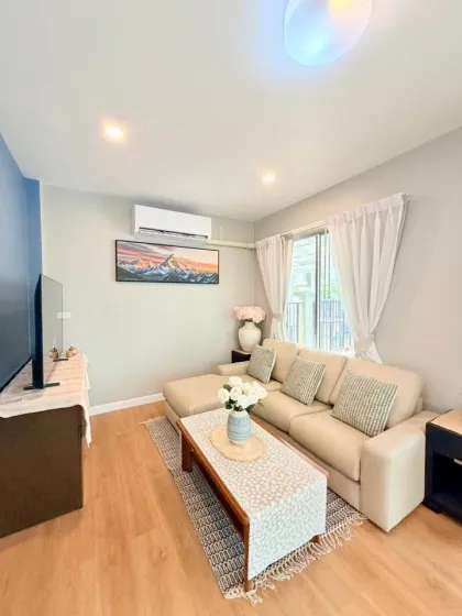 3-Bedroom, 2 Bathroom Townhouse for Rent on Thepkasattri Road