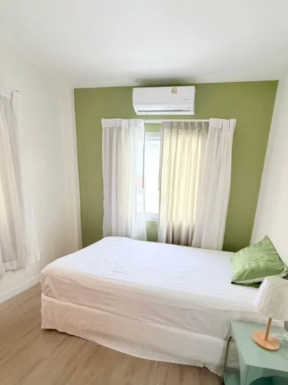 3-Bedroom, 2 Bathroom Townhouse for Rent on Thepkasattri Road