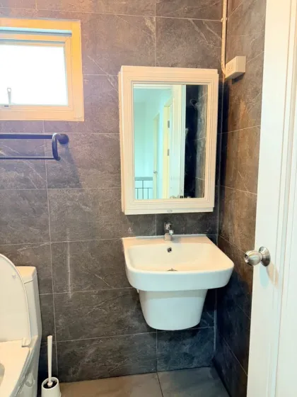 3-Bedroom, 2 Bathroom Townhouse for Rent on Thepkasattri Road