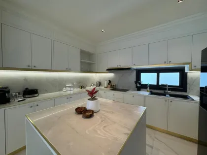 Villa de lujo con 3 dormitorios y piscina privada en alquiler en Bang Tao