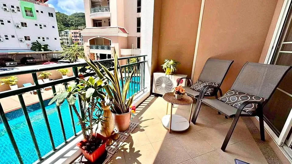 Appartement 2 pièces 2 salles de bain à Patong avec vue piscine