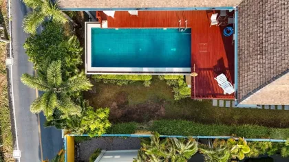 Spacieuse villa privée 4 chambres avec piscine à Ao Yon
