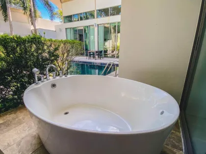 Вилла с 4 спальнями и собственным бассейном в аренду в районе Боат Авеню, Таланг