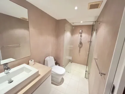 Condominio de 1 dormitorio con vista al mar en alquiler a largo plazo en Kata