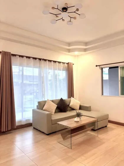 Villa de 2 habitaciones y 2 baños en alquiler cerca de la playa Bang Tao