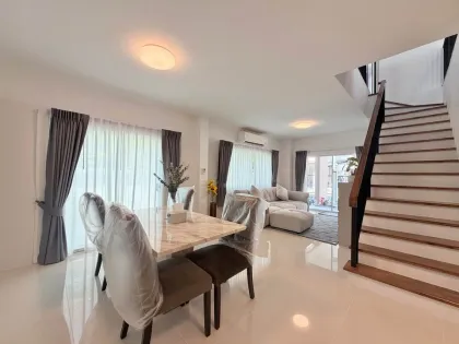 4-Zimmer, 3-Bad Villa zur Miete in Kathu