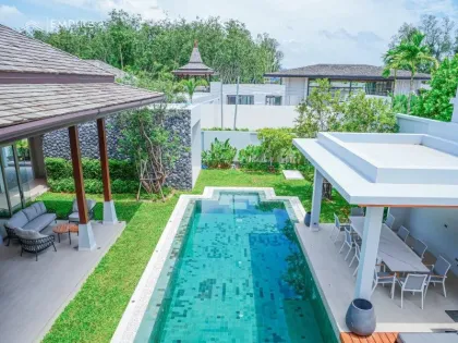 Amplia villa de 4 habitaciones en alquiler en Layan, Phuket
