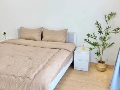 ทาวน์เฮาส์ 2 ห้องนอน 2 ห้องน้ำ ให้เช่าในโกลเด้นวิลล์ 5 ราวาย