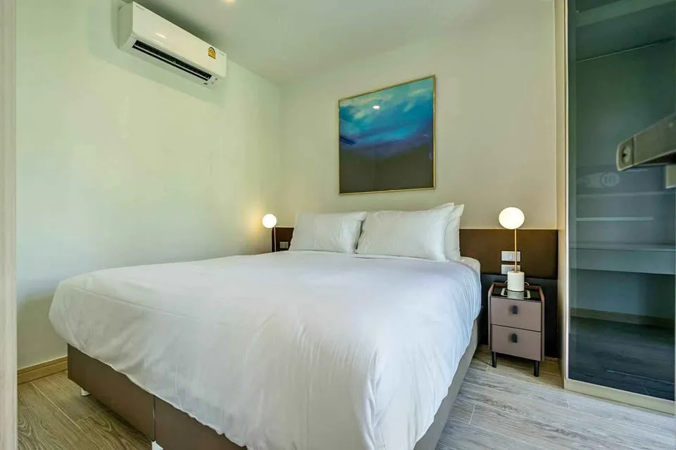 Современная 1-комнатная квартира в аренду в Palmetto Park Residence, пляж Карон