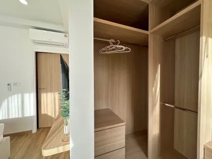 Acogedora Casa Adosada de 2 Habitaciones en Mai Khao