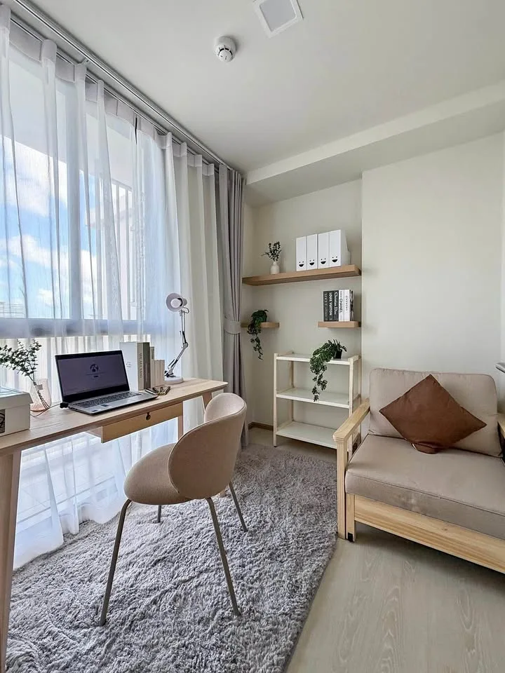 Appartement neuf 2 chambres avec vue piscine au centre de Phuket
