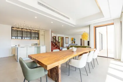 Luxury 5-Bedroom Villa for Rent at Laguna Village Residences