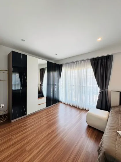 Вилла с 3 спальнями и 3 ванными в Supalai Palm Springs, Таланг