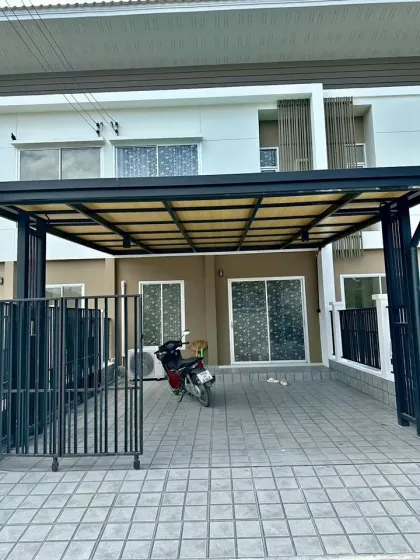 Полностью меблированный таунхаус с 3 спальнями в аренду в Phuket Avenue, Таланг