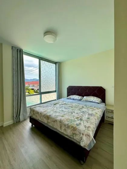 Полностью меблированный таунхаус с 3 спальнями в аренду в Phuket Avenue, Таланг