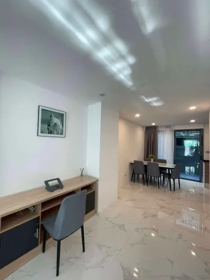 Квартира с 2 спальнями и 3 ванными в аренду в East Bangtao Ville