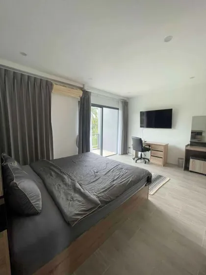 Квартира с 2 спальнями и 3 ванными в аренду в East Bangtao Ville