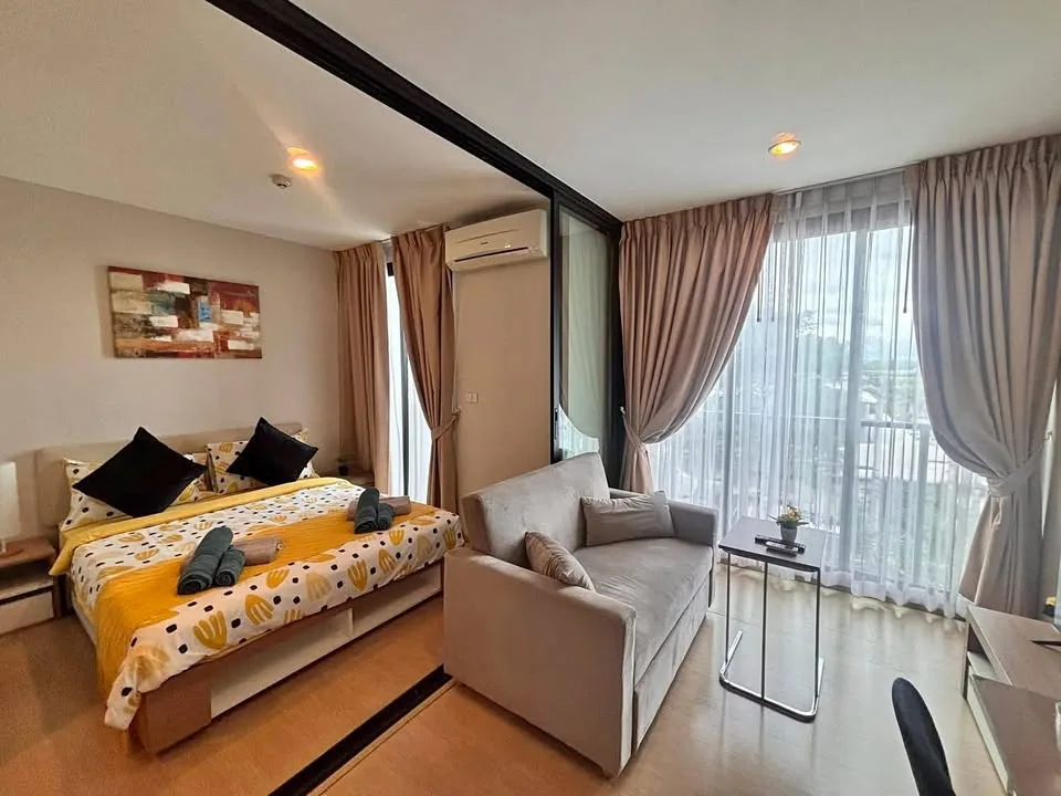 1-Bedroom Apartment for Rent at Zcape X2 Condominium