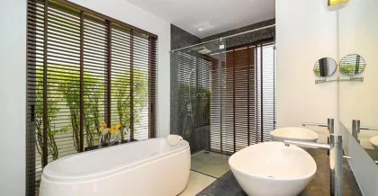 Villa moderna de lujo con piscina privada en Seastone Villas