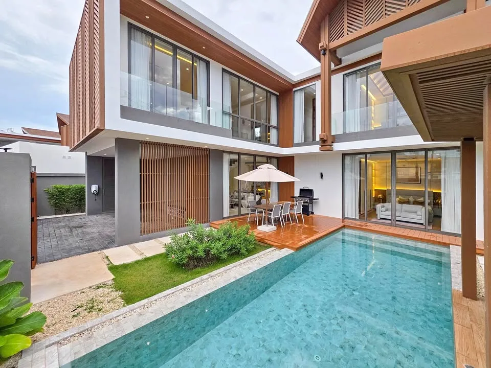 Villa de lujo con 4 dormitorios y piscina privada en Bang Jo, Phuket