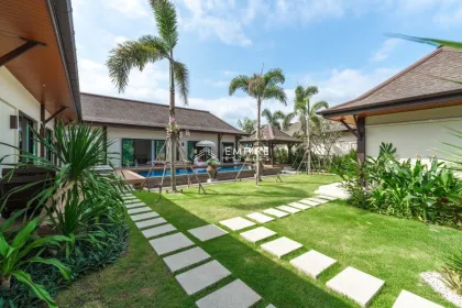 4-Bedroom 4-Bath Villa for Rent in Bang Tao, Phuket