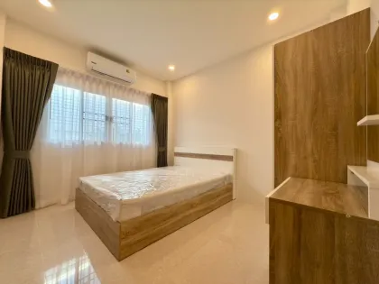 Дуплекс с 3 спальнями и 2 ванными в аренду в Villa Chaofa 2, Кату, Пхукет
