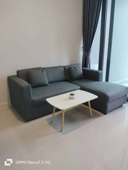 2 Schlafzimmer, 2 Badezimmer Reihenhaus in der Nähe des Siriplace Flughafens, Thalang zu vermieten