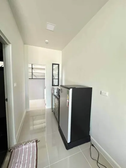 2 Schlafzimmer, 2 Badezimmer Reihenhaus in der Nähe des Siriplace Flughafens, Thalang zu vermieten
