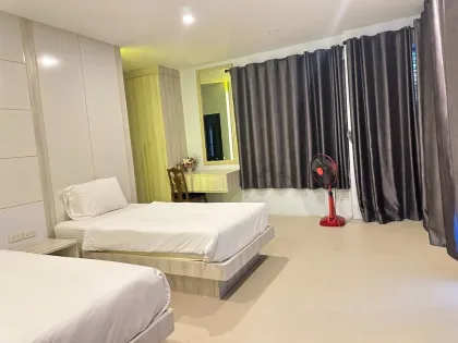 วิลล่า 3 ห้องนอนพร้อมสระว่ายน้ำส่วนตัวให้เช่าในเชิงทะเล