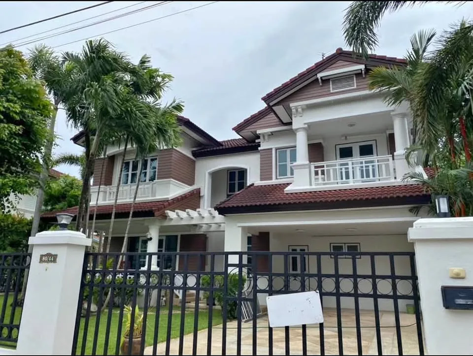 Villa de 3 habitaciones en alquiler en Land and House Park Chalong