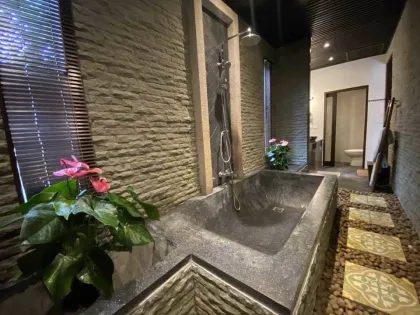 Luxury 2-Bedroom Pool Villa Near Blue Tree Phuket
