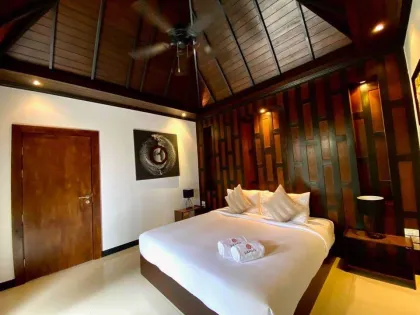 Luxury 2-Bedroom Pool Villa Near Blue Tree Phuket