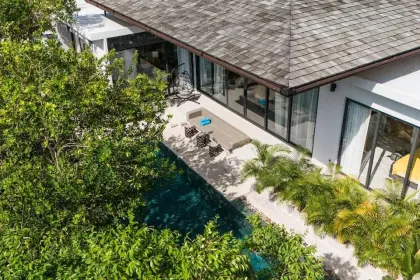 Villa tropicale avec piscine Botanica Modern Loft II à Bangtao