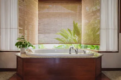 Luxuriöse 3-Zimmer-Meerblickvilla nahe Surin-Strand, Bang Tao