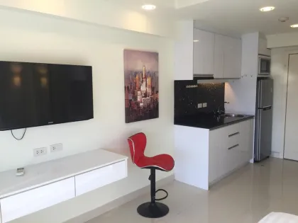 Студия с видом на море в аренду в Patong Heritage Condominium