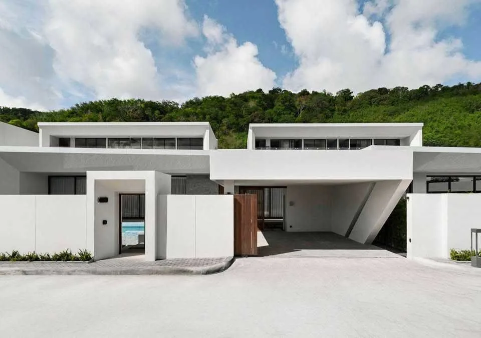 Villa moderna de 3 habitaciones en alquiler cerca de Blue Tree Phuket