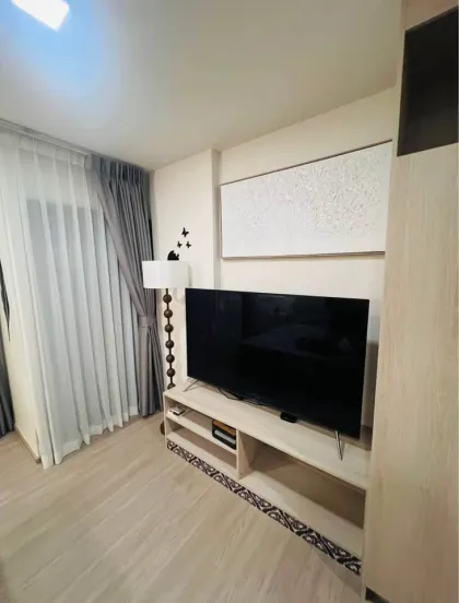 Dcondo Reef现代一卧室公寓，享泳池景观