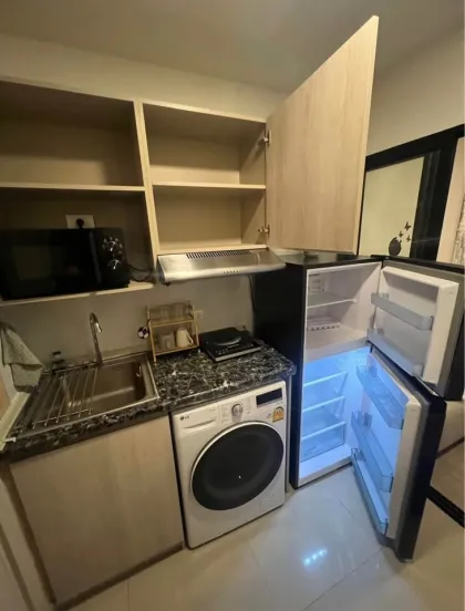 Dcondo Reef现代一卧室公寓，享泳池景观